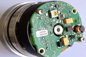 选择多圈绝对式编码器的重要性。 - 德国Hengstler(亨士乐)授权代理