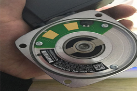 是不是配了编码器的电机才叫伺服电机？ - 德国Hengstler(亨士乐)授权代理