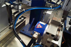 磁编码器在折弯机精确定位中的应用 - 免费电影手机在线观看,中文精品久久久久国产网址,亚洲一级无码一区二区一,精品亚洲成AV人在线观看,中文字幕无码一区二区免费,中文字幕日本不卡一二三区