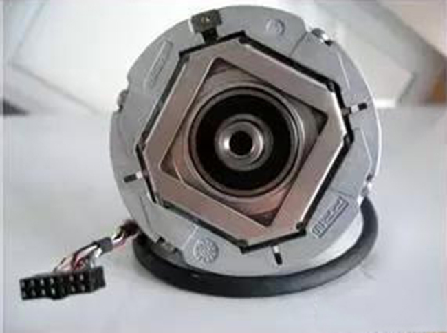 德国海德汉电梯控制室旋转编码器的安装和拆卸