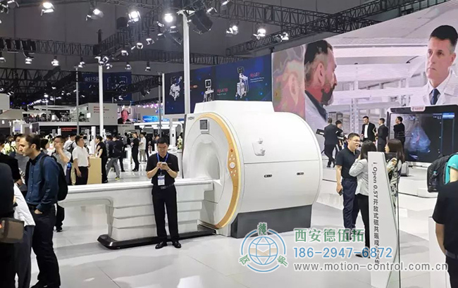 为什么某些磁性编织物能够在严重的磁场干扰下稳定可靠地工作？