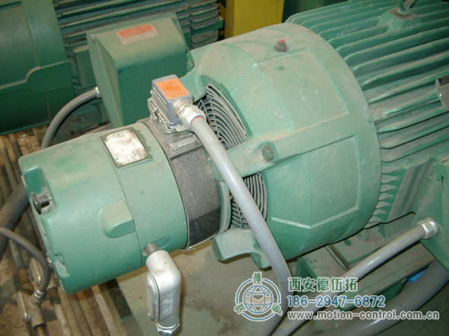 图 3：无轴承编码器是一种模块化反馈设备，具有安装在电机表面和电机轴上的不同组件。