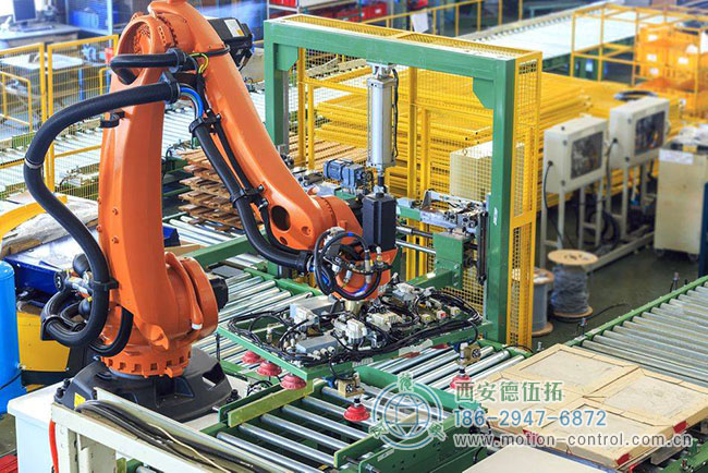 图为绝对值编码器在机械臂上的应用照片