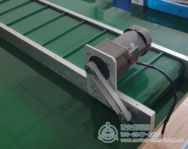 图为一款桌面小型输送带照片 图为一款桌面小型输送带照片